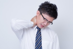 首に痛み